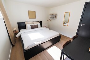 Relaxing 5BR Apartment Close to Downtown