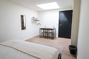 Relaxing 5BR Apartment Close to Downtown