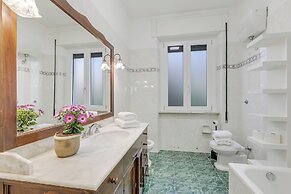 Villa Talamone With Beautiful Sea View