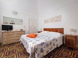 De Vivo Realty - La casa del Cavaliere