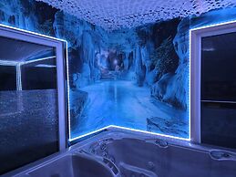 Comfortable Holiday Home, Pool, Sauna, Jacuzzi