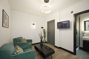 The Sixty 19 Stylish Studios and Apt.