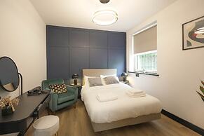 The Sixty 19 Stylish Studios and Apt.