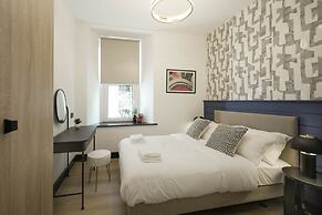 The Sixty 19 Stylish Studios and Apt.
