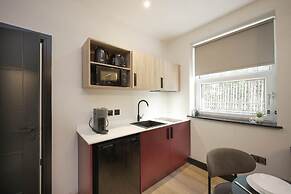 The Sixty 19 Stylish Studios and Apt.