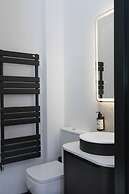 The Sixty 19 Stylish Studios and Apt.