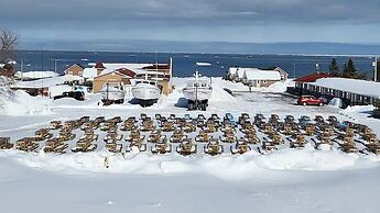 Motel & Chalets l'Acadien sur mer