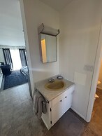Skaha Lake Airport Inn & Suites