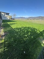 Skaha Lake Airport Inn & Suites