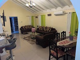 Serenity Vacation Villa