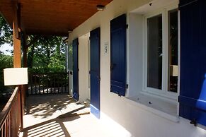 Villa in Parthenay With Private Garden