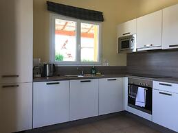 Villa in Parthenay With Private Garden