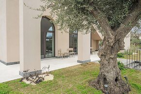 Flora Sicula - Cultivating Hospitality