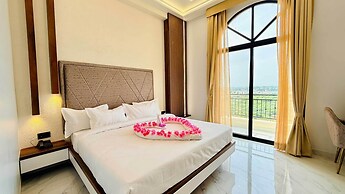 Mandhata Riverview Palace
