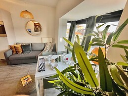Suite in Antwerp Near Meir Shops