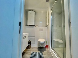 Suite in Antwerp Near Meir Shops