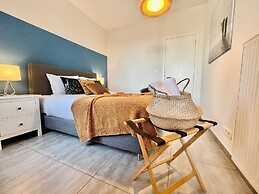 Suite in Antwerp Near Meir Shops
