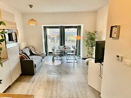 Suite in Antwerp Near Meir Shops