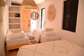 Riad Ayana