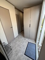 Cabin Sleeps 6 With Parking and Balcony