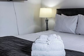 Commerce Suites and Stays