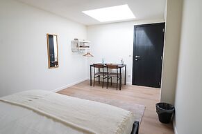 Relaxing 2 Private Rooms Close to Center