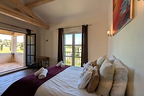 Wine Estate 20m Pool and Cinema