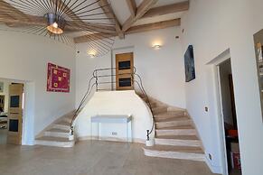 Wine Estate 20m Pool and Cinema