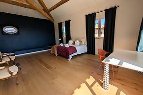 Wine Estate 20m Pool and Cinema