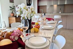 Wine Estate 20m Pool and Cinema