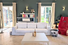 Wine Estate 20m Pool and Cinema
