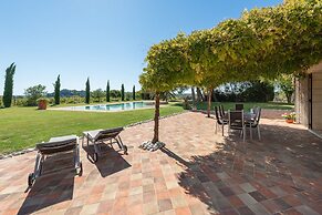 Wine Estate 20m Pool and Cinema