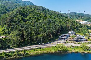 Chuncheon Rabbit Star Pension