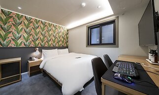 No. 25 Hotel Sinchon