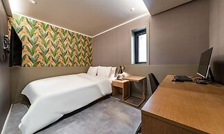 No. 25 Hotel Sinchon