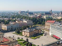 Central Palace