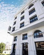 Nearest Airport Hotel