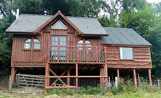 Monkton Wyld Court