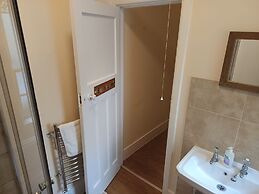 Monkton Wyld Court