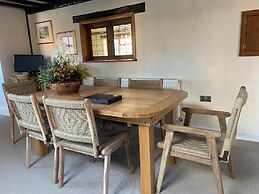 Pools Cottage - The Farmhouse