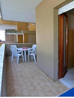 Warm Flat in a Great Location