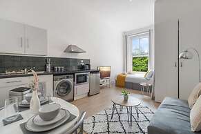 CLG Apartments