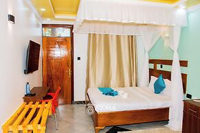 The Grand Brystal Hotel