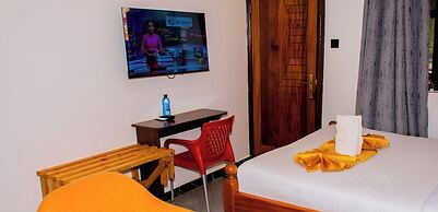 The Grand Brystal Hotel