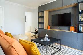 Riverside GEM 6BR With River View NR City Centre