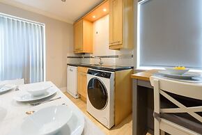 Riverside GEM 6BR With River View NR City Centre