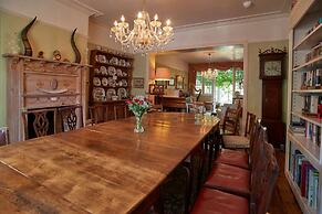 Observatory House 9BR NR Universal With Pool
