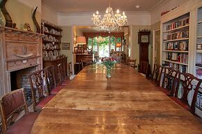Observatory House 9BR NR Universal With Pool