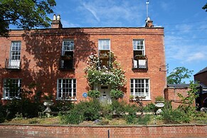 Observatory House 9BR NR Universal With Pool