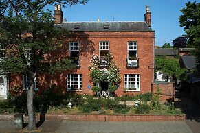 Observatory House 9BR NR Universal With Pool